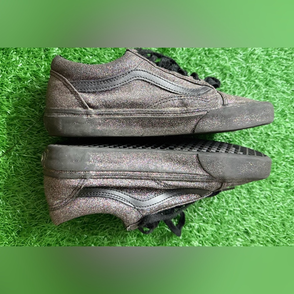 Glittery Black Unisex Shoes M-7.5‎ W-9 - Picture 8 of 9